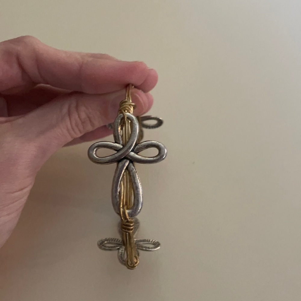 Cross Bangle bracelet